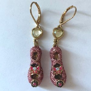 BETSEY JOHNSON Ballet Slipper Earrings - gold tone & pink glitter